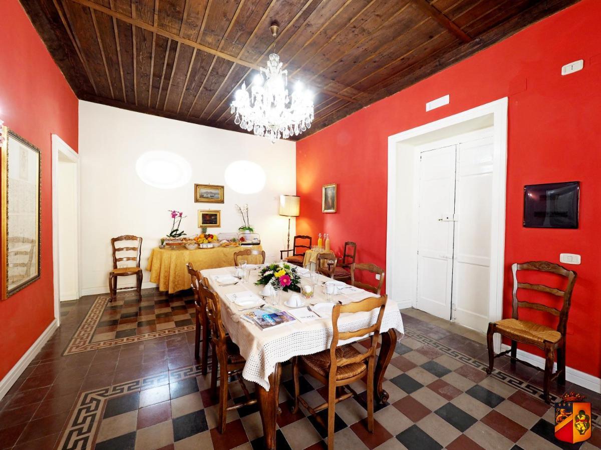 Palazzo Toraldo Di Francia Bed & Breakfast Tropea Dış mekan fotoğraf