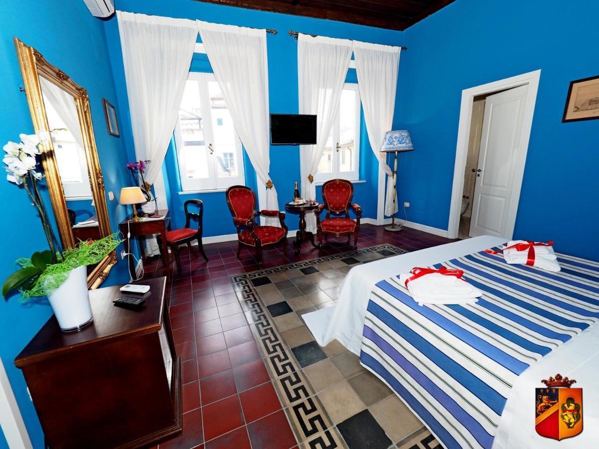 Palazzo Toraldo Di Francia Bed & Breakfast Tropea Dış mekan fotoğraf