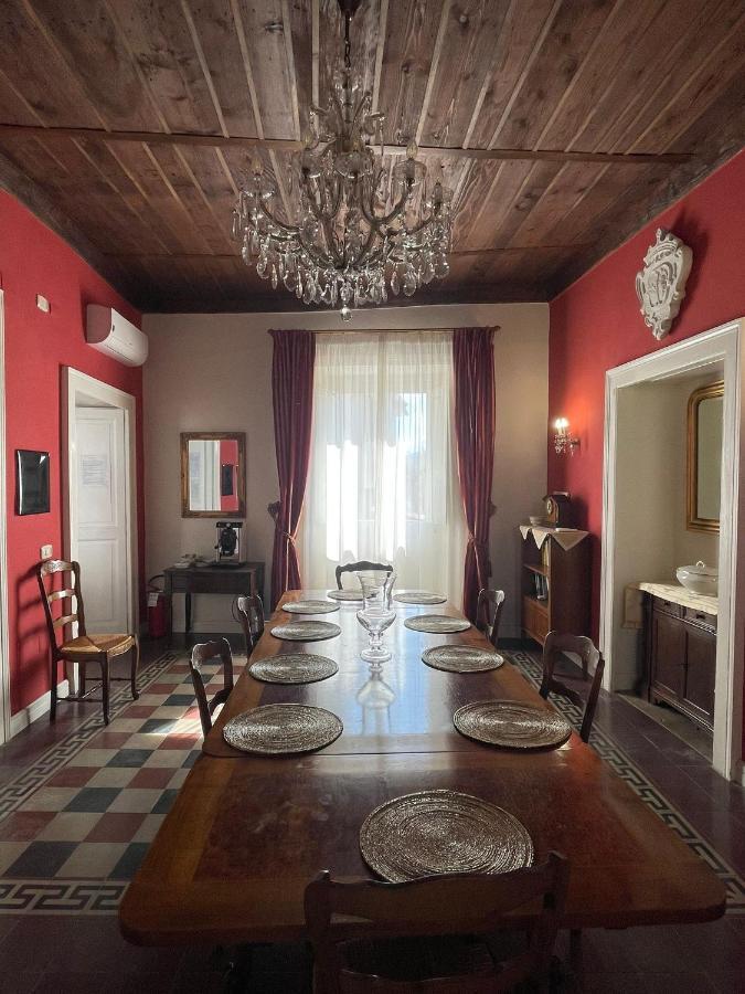 Palazzo Toraldo Di Francia Bed & Breakfast Tropea Dış mekan fotoğraf