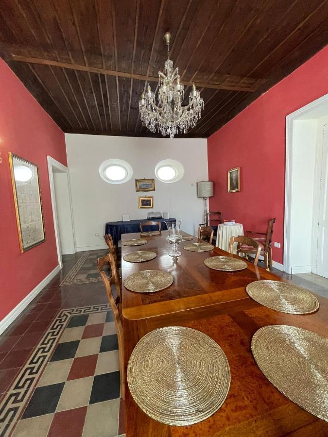 Palazzo Toraldo Di Francia Bed & Breakfast Tropea Dış mekan fotoğraf